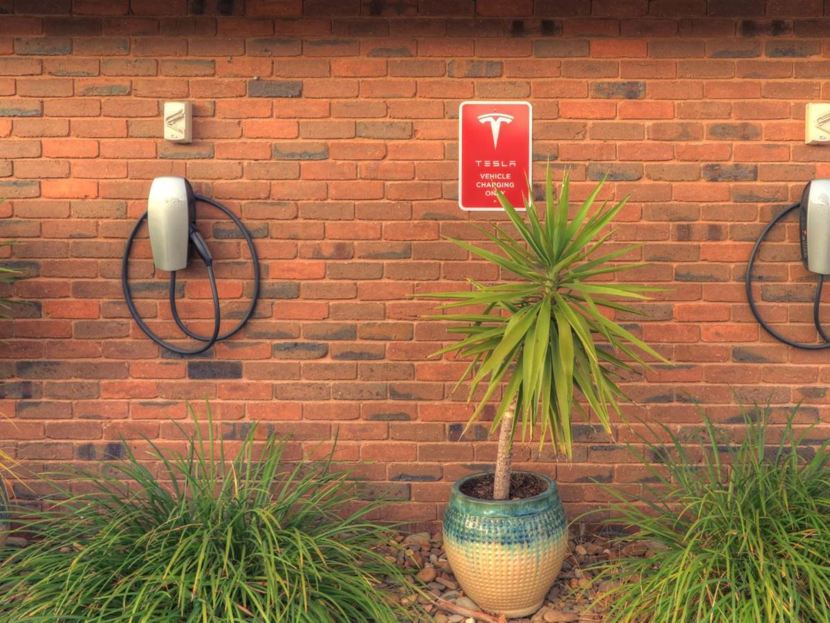 Pevensey Motor Lodge Echuca Exteriör bild