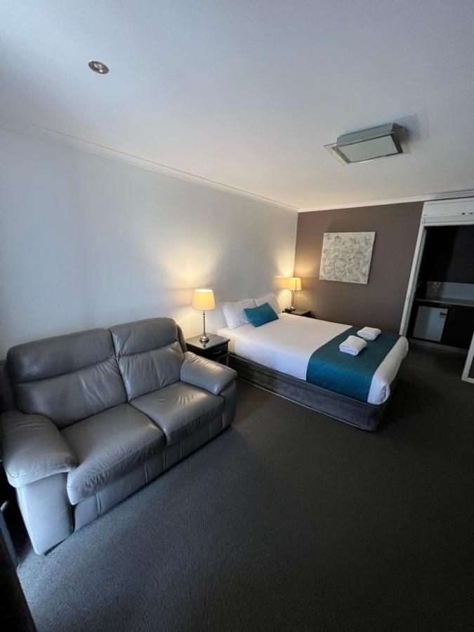 Pevensey Motor Lodge Echuca Exteriör bild