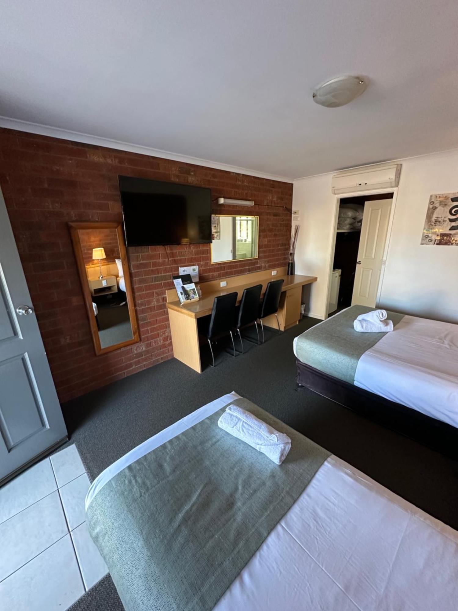 Pevensey Motor Lodge Echuca Exteriör bild
