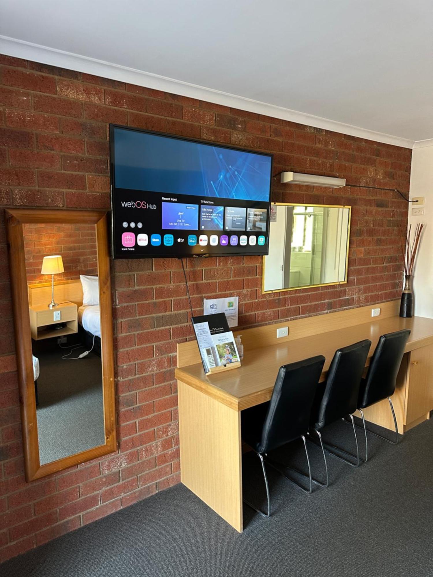 Pevensey Motor Lodge Echuca Exteriör bild