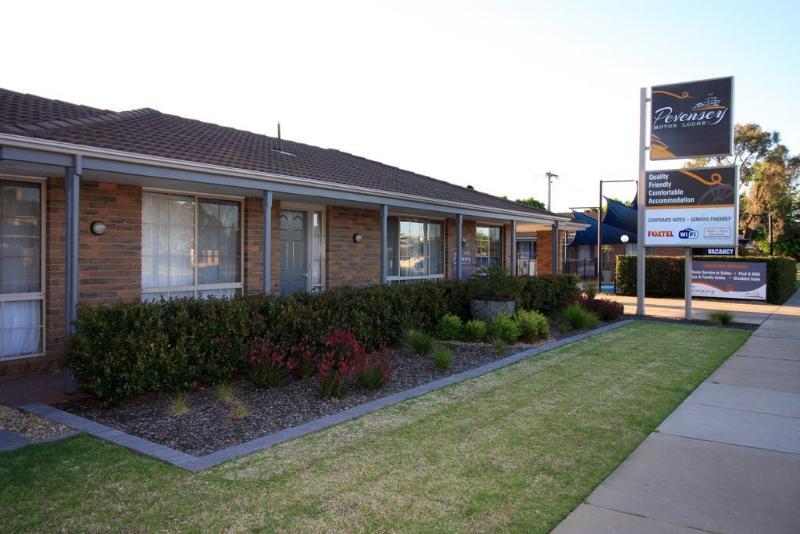 Pevensey Motor Lodge Echuca Exteriör bild